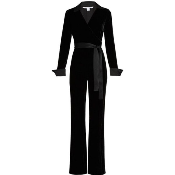 Diane Von Furstenberg Pants - EUC- Diane Von Furstenberg -‎ Jumpsuit Velvet - Size 14